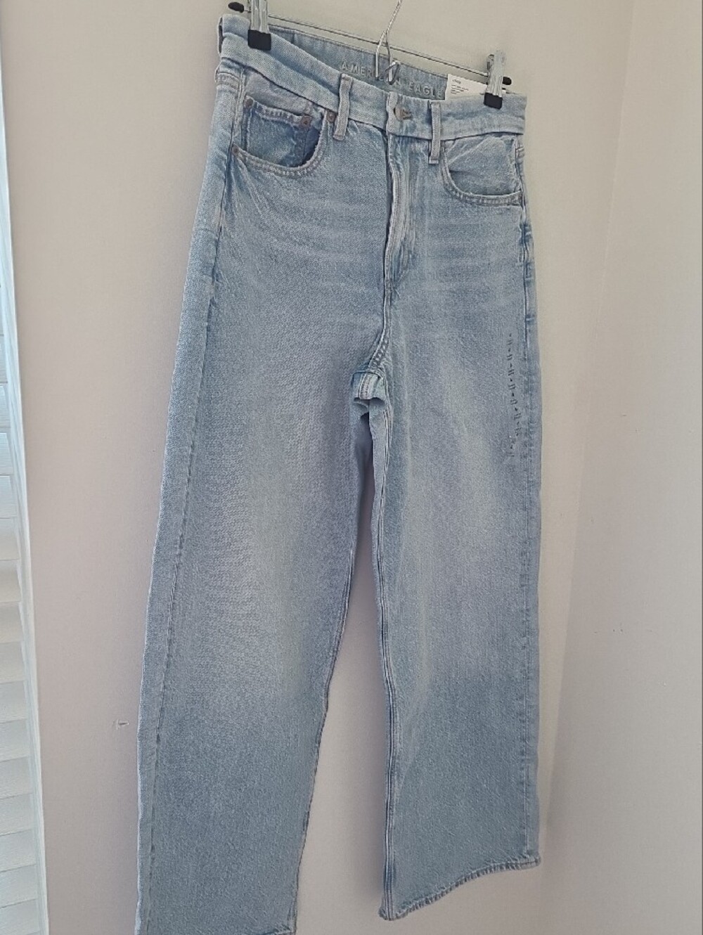 American Eagle Outfitters Super High-Rise Baggy Straight Jeans - Picture 4 of 5